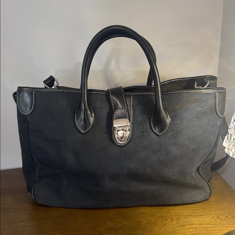 Vintage Dooney & Bourke bag